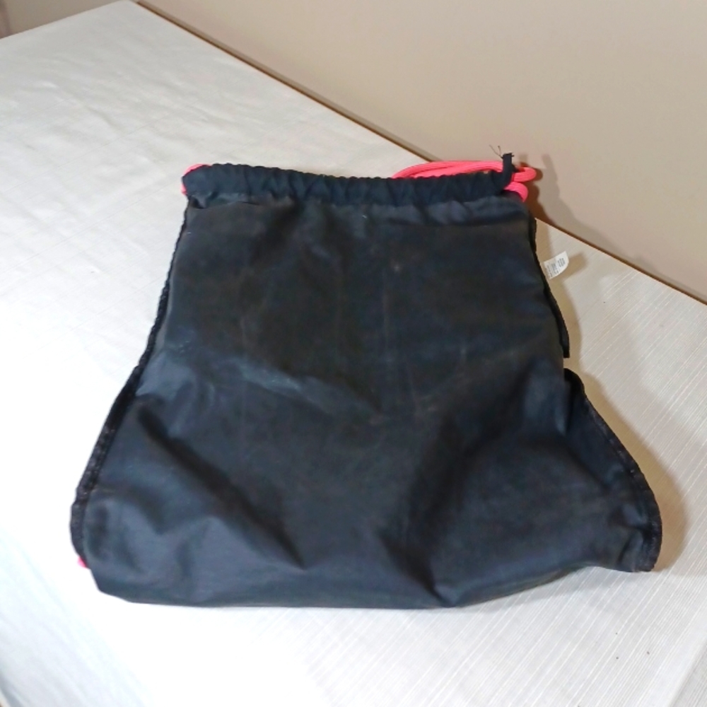 NIKE Sport Drawstring Backpack - Picture 7 of 7